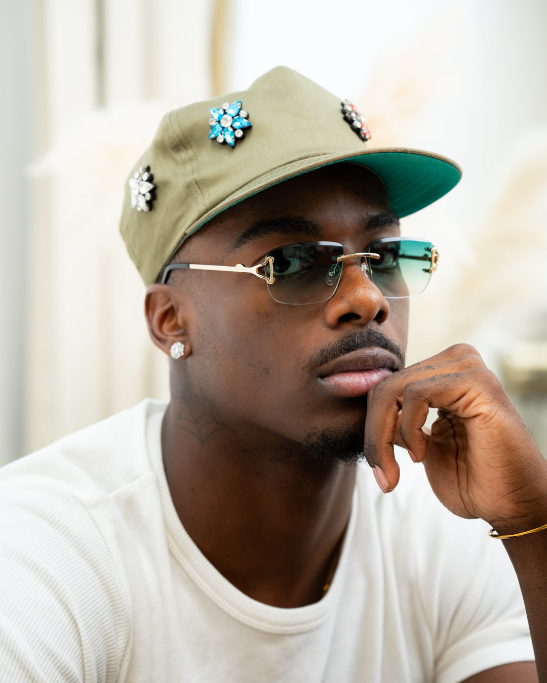 Gold Rimless Sunglasses, Rimless Class IX Green Gradient, Side Model View